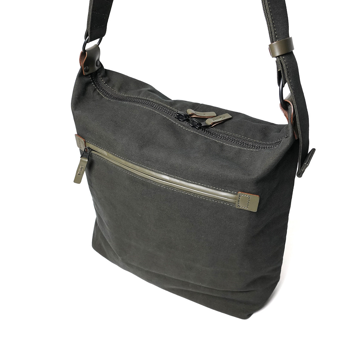 KUROSABI -Black Rust Dye- Shoulder Bag GRN9605