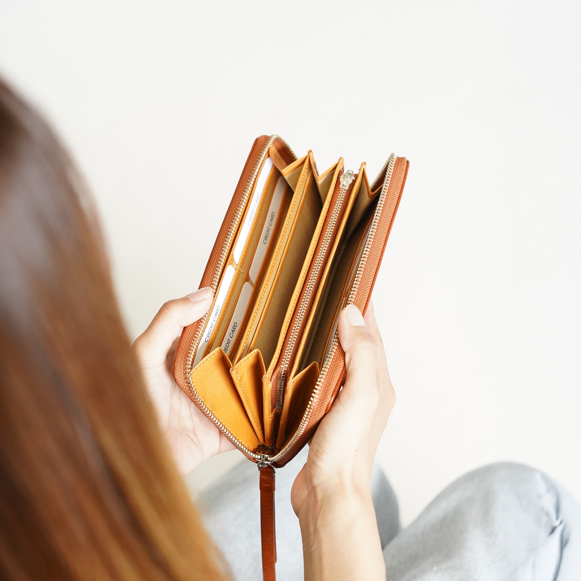 Natural Box Round Zipper Long Wallet LZKM3600