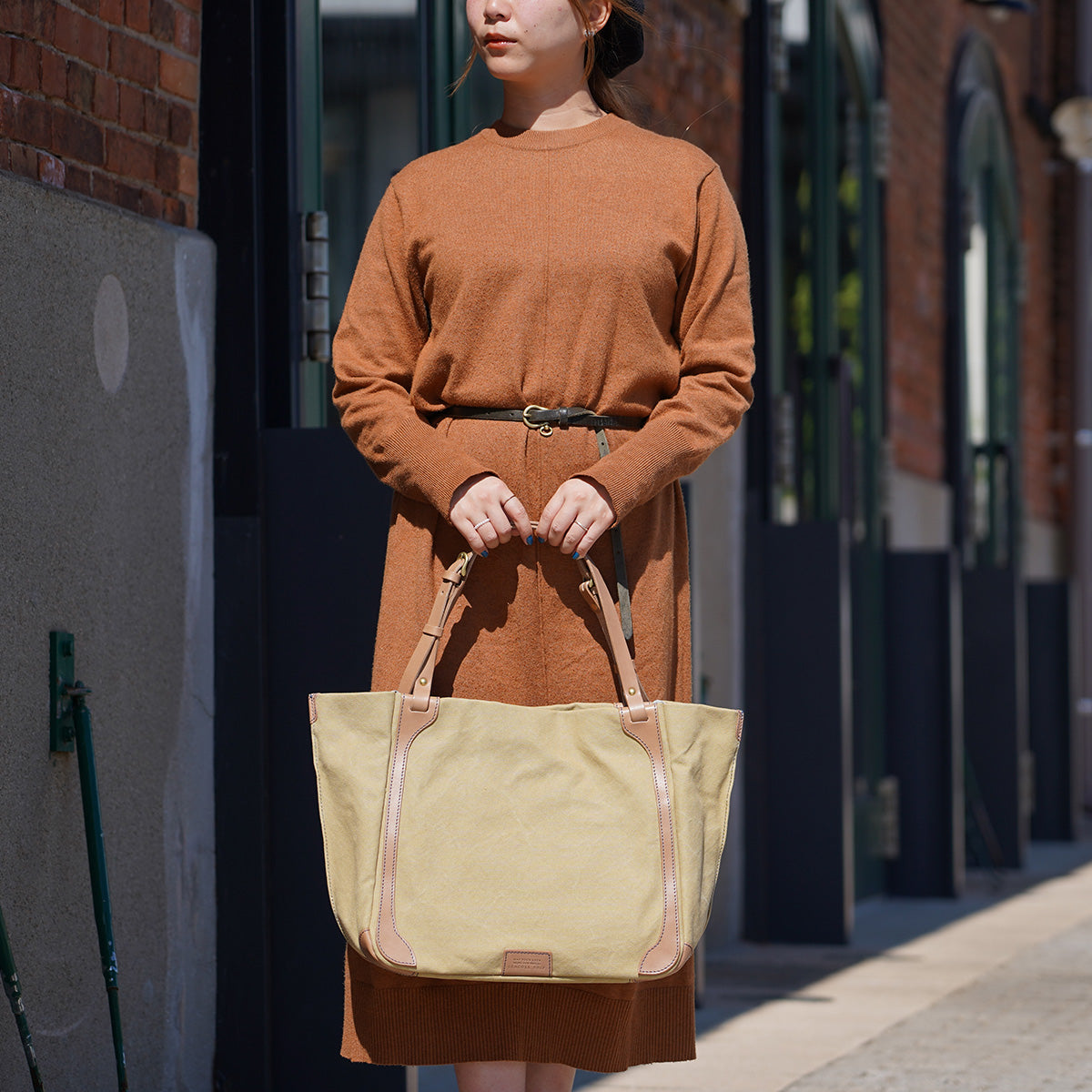 Waterproof Doorman Nomadoma Tote Bag (L) SMIC131