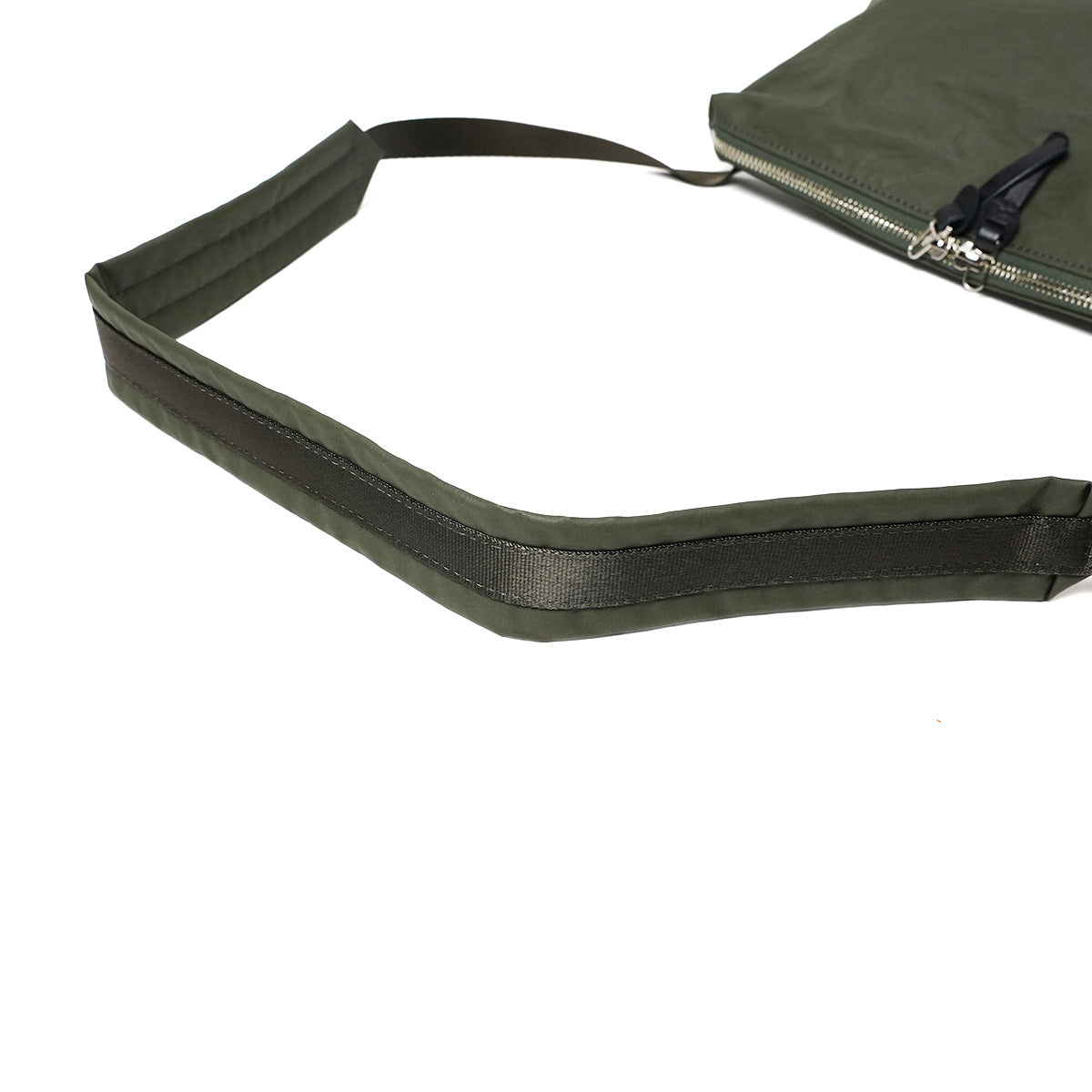 GRINZA Boat-Shaped Mini Shoulder Bag YNM680