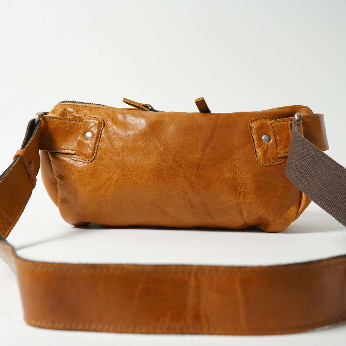 Full-Chrome Body Shoulder Bag KOT850
