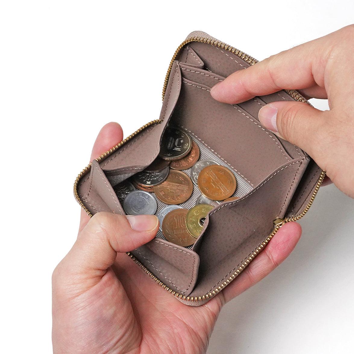 Embossed Recycled Leather Coin Purse LZKM143
